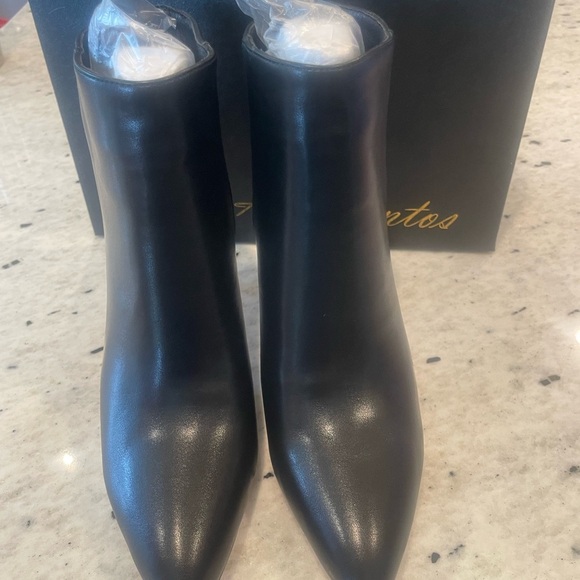 AMARANTOS Fashion Pointed Toe Zip Up Dress Kitten Heel Ankle Boots, size 6 - Picture 10 of 12